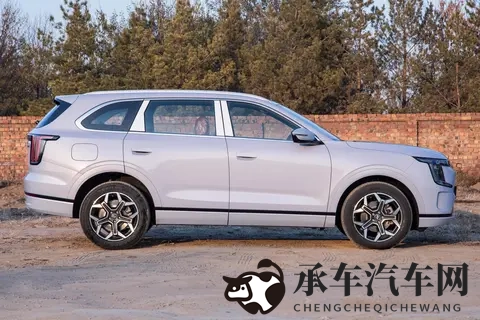 1099万起，中型SUV也能做移动小家？捷途山海L7 PLUS-1