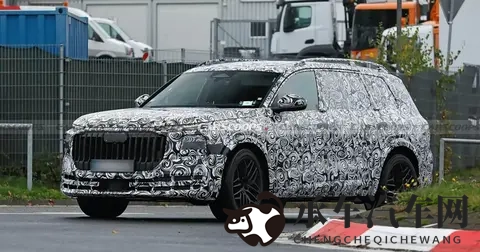 小卖部老周的擎天柱|小卖部传奇人物，老周心中的守护神-3