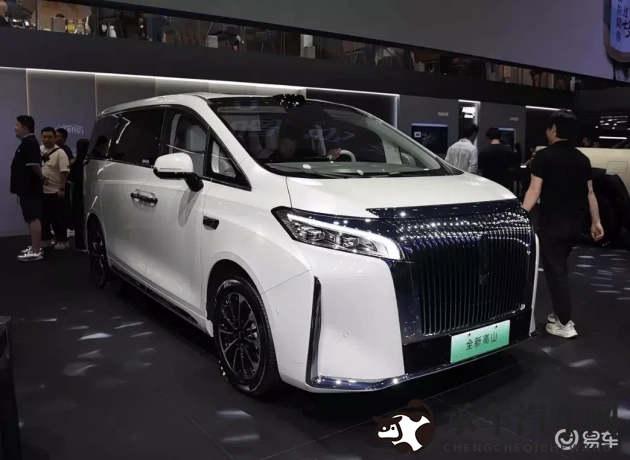 金卡戴珊被RavJ 性|豪华跨界合作，RavJ性打造限量跑车引期待-1