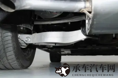 奶爸的“移动客厅”真香:当魏牌高山7遇到二胎家庭的全场景挑战-2