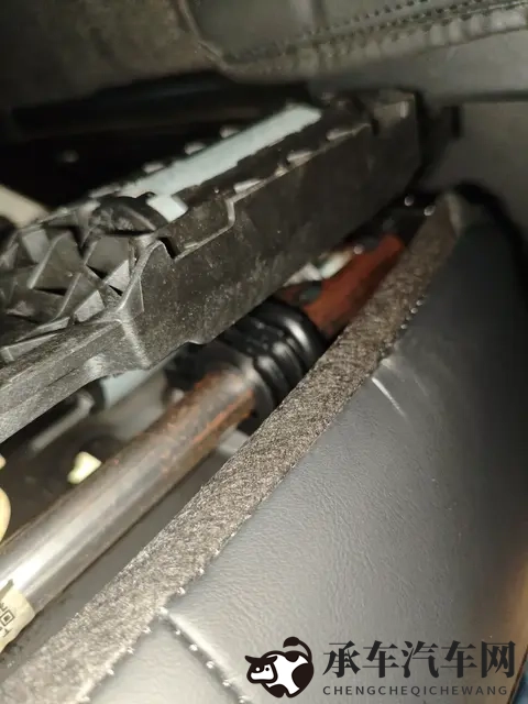 高性能也能很亲民！二手特斯拉Model Y带你体验速度与激情-2