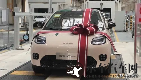 四万九新车搅动江湖，京东跨界汽车业，三巨头联姻藏隐忧-1