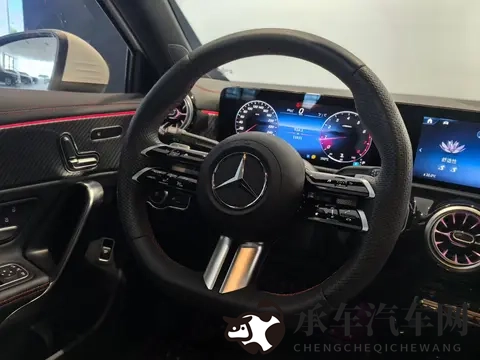 一手准新，都市白领新宠——24款白色奔驰A200L-3