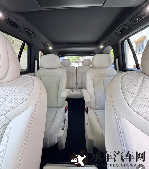 乐道L90:纯电+换电，超大空间，这或许是最务实的家庭SUV选择-1