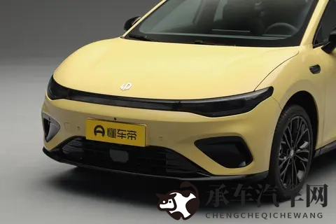 10万级市场，Lafa5为何能成年轻人的个性座驾？比其他车更火？-1