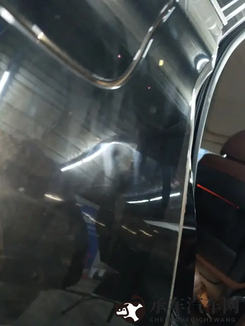 二手宝马X5：18万多拿下，宜商宜家，中年人的体面之选？-1