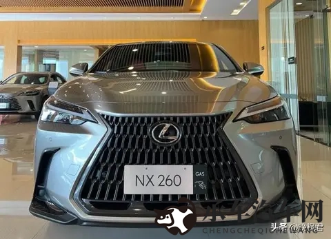雷克萨斯NX腰斩价清仓，车主哭诉贬值成笑话，混动神话走到尽头-2