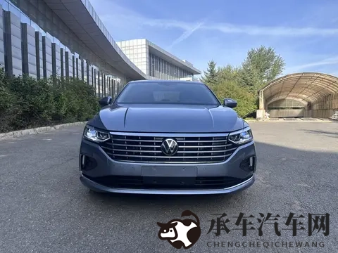 巨大黑迪克vs娇小亚洲女|巨汉黑人激战娇小亚洲美女-2