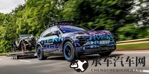 保时捷推出电动车无线充电系统 革新用户充电体验-1