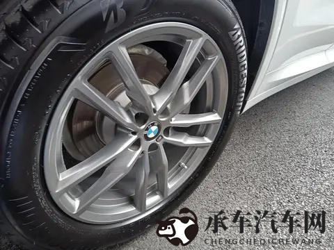 18万多拿下白色宝马X3，圆你蓝天白云梦！-3