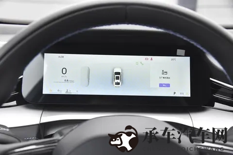 20T+8AT,还配256色氛围灯,吉利星瑞值得一看-3