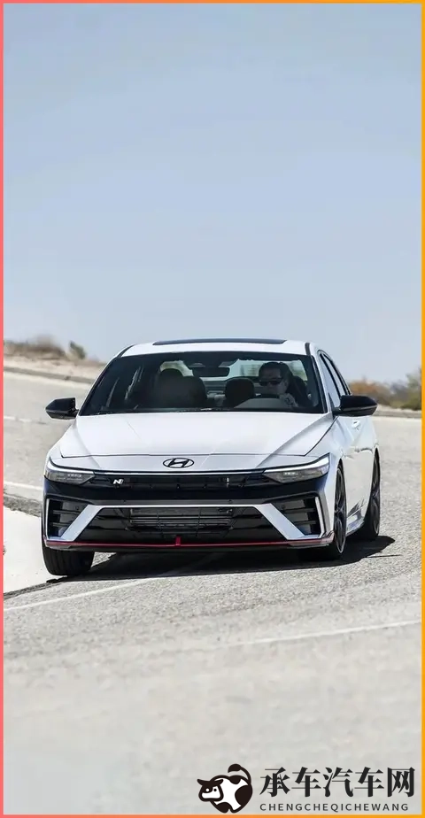 大众女澡堂胴体看个少妇|澡堂偶遇：一瞥少妇身姿，引发无限遐想-2