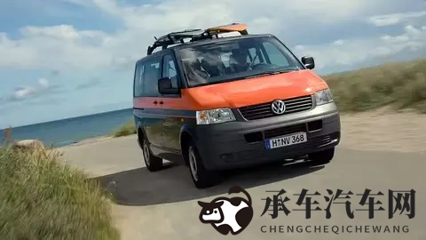 chinese偷拍农民工XXX|偷拍事件曝光：中国某地农民工遭遇隐私侵犯-3