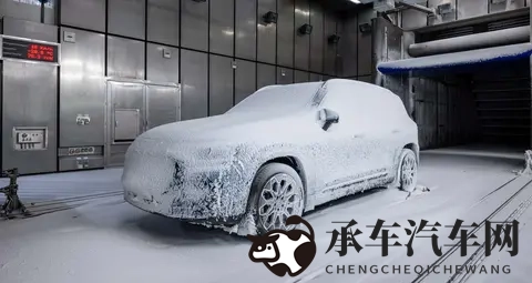 新一代奔驰GLB要来了，实用科技又升级-3