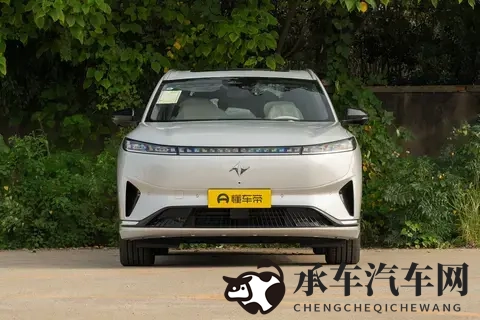 试驾eπ008五座版：让全家人都满意的家用车，到底什么样？-3