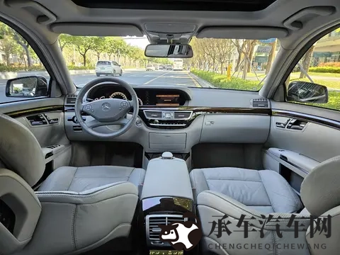 开了12年，跌去百万！12万拿下二手奔驰S级圆梦？-2