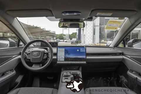 12 万级纯电 SUV 怎么选？一汽丰田 bZ5 全方位体验解析-3