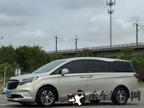 女明星裸体自慰|汽车内饰升级，打造私密舒适驾乘体验-1