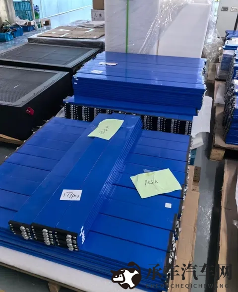 为什么比亚迪汉L用的是磷酸铁锂电池，而不是三元锂？-1