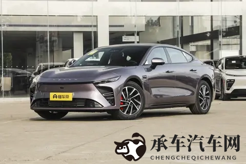 奇瑞星途高端系列新成员，2025款星纪元ES轿跑，值得购买吗？-1