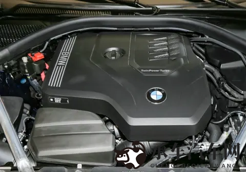 宝马4系中期改款！简配成3869万和4269万，二选一，直接上高功-3