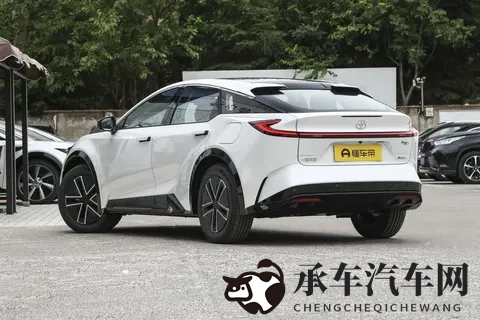 12 万级纯电 SUV 怎么选？一汽丰田 bZ5 全方位体验解析-2