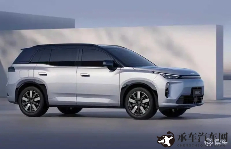 绑住用羽毛玩弄私密部位|驾驶技巧揭秘：提升驾驶乐趣与安全并重-1