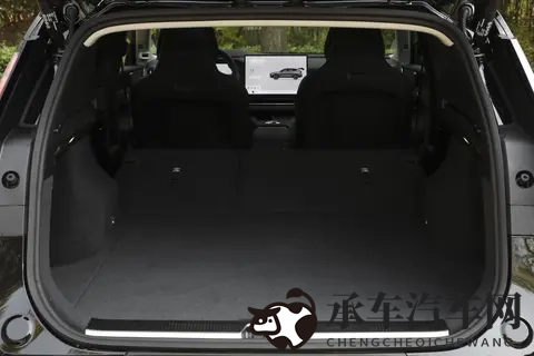 胡歌推荐的沃尔沃XC70,四驱超长续航Ultra实力如何?-1