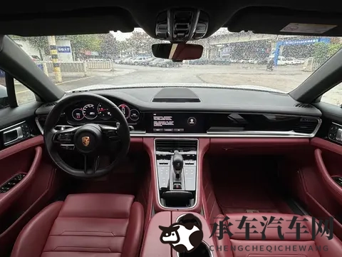 72万多拿下准新保时捷Panamera，这才是成功人士的座驾！-1