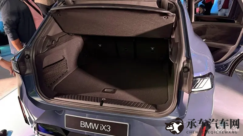 机机和机机手机下载版2025|《未来2025版机机手机，下载体验新境界》-3