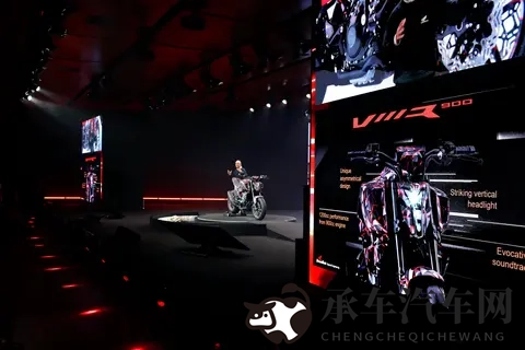 男生和女生羞羞:汽车科技助力情侣浪漫驾驶,体验专属甜蜜时光-1