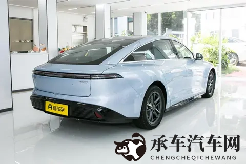 男人网站：新能源汽车崛起，比亚迪领跑，特斯拉新车型即将上市-2