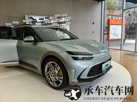 艾熙白老师三部曲在线阅读：汽车迷必看：揭秘汽车世界奥秘的独家指南-3