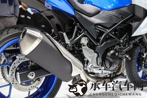 亚洲女性毛茸茸|毛茸茸内饰成新潮流，车内温馨体验升级-3