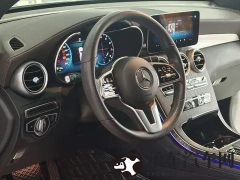 下载黄色应用|手机应用下载引争议，汽车市场面临新挑战-3