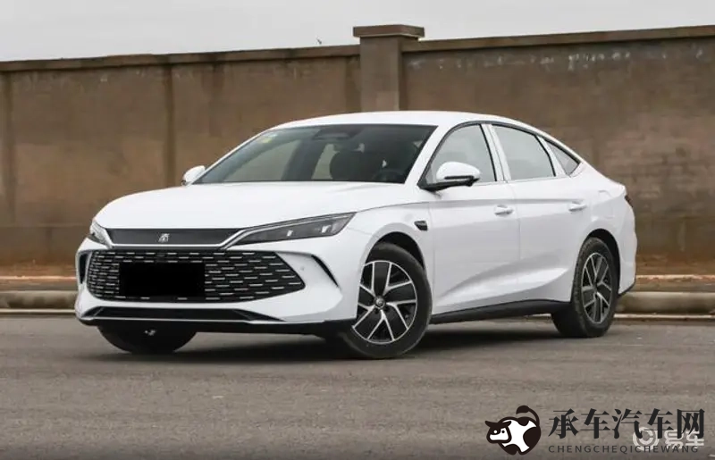 女被 c 游戏模拟器苹果:苹果新宠:驾驶模拟器,体验真实驾驶乐趣-1