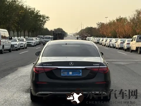 萌白酱—魅惑の白色毛衣|纯白魅力尽显，萌白酱演绎时尚毛衣-1