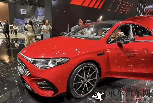 和少妇邻居厨房做爰3|隔壁少妇深夜在厨房激情缠绵-1