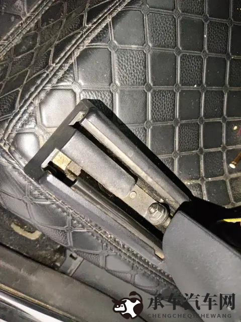 玛露和园丁1982年意大利|1982年意大利风情:玛露与园丁的浪漫之旅-3