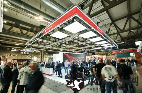 男生的坤坤放在女生的坤坤里面|男生的心爱之物,置于女生珍藏之地-1