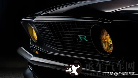 美女露出奶头和尿口|性感女子不慎暴露私密部位-2