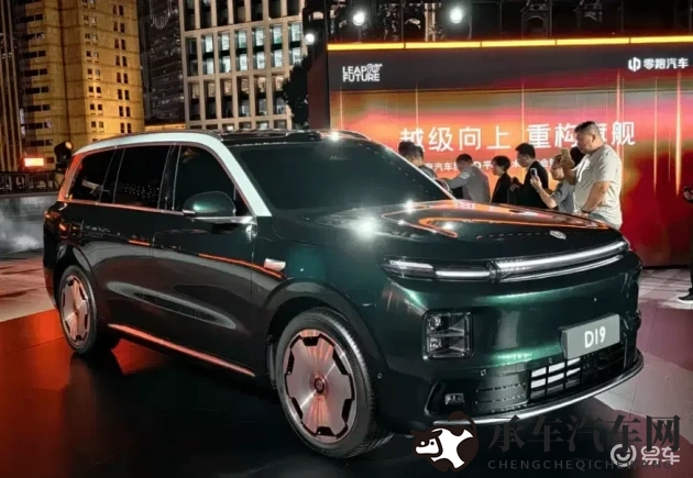 《灯》陈丽佳写真|光影交织，陈丽佳写真艺术展-1