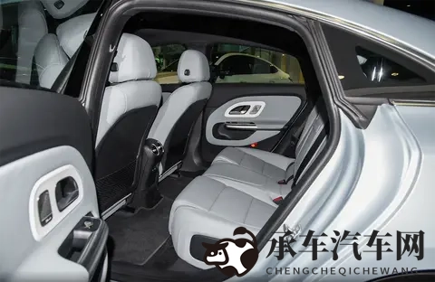 男生搞女生软件|创新软件启示：汽车行业如何提升用户体验？-2