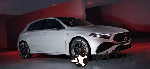 哥布林双男主打补牌|汽车设计新突破，技术革新引关注-2