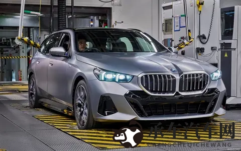 男男猛男办公室激情欧美|欧美热销车解析：速度与激情新体验-1