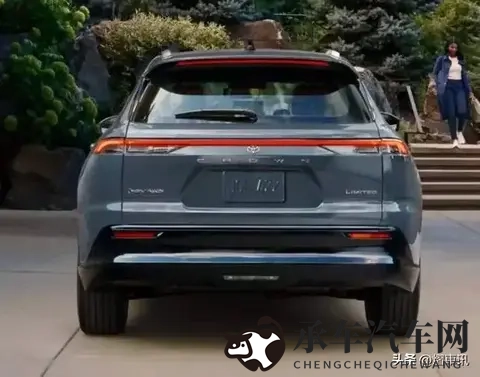 体育生腹肌白袜自慰Gaychinese|健身少年展腹肌，神秘动作引热议-2