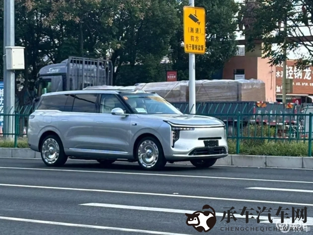 china妇女和黑人BBc:中国女性与非洲黑人文化交流-1