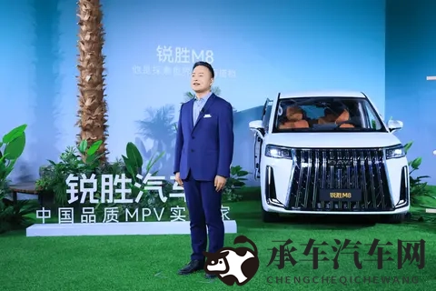 裸体女人的毛毛茸茸湿户|裸露身躯女性肌肤湿润浓密-2