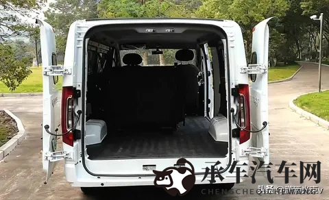 好色先生TV网站|新能源汽车崛起,智能驾驶引领未来出行潮流-2