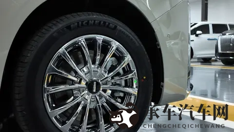 黄色不良软件|智能手机安全警报：揭秘隐藏在手机中的潜在威胁-2